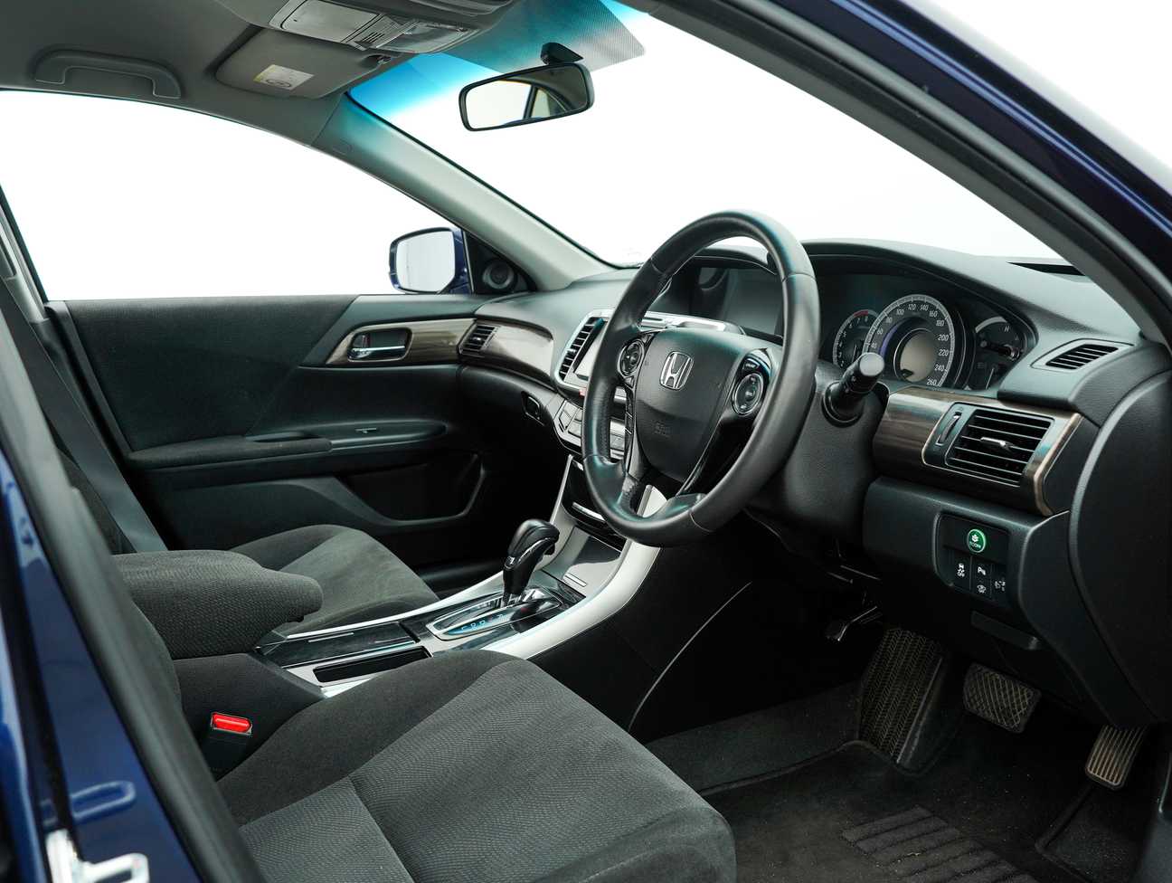 terpakai 2016 Honda ACCORD I-VTEC 2.0