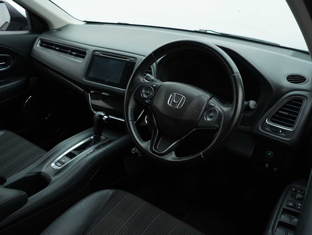 used 2018 Honda HR-V V 1.8