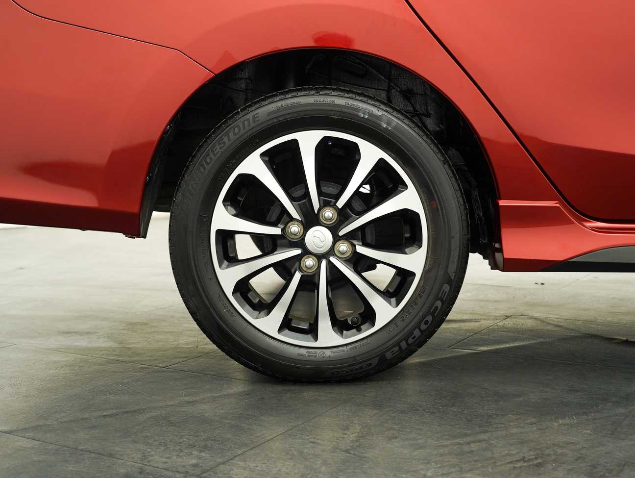 terpakai 2020 Perodua Bezza Advance 1.3