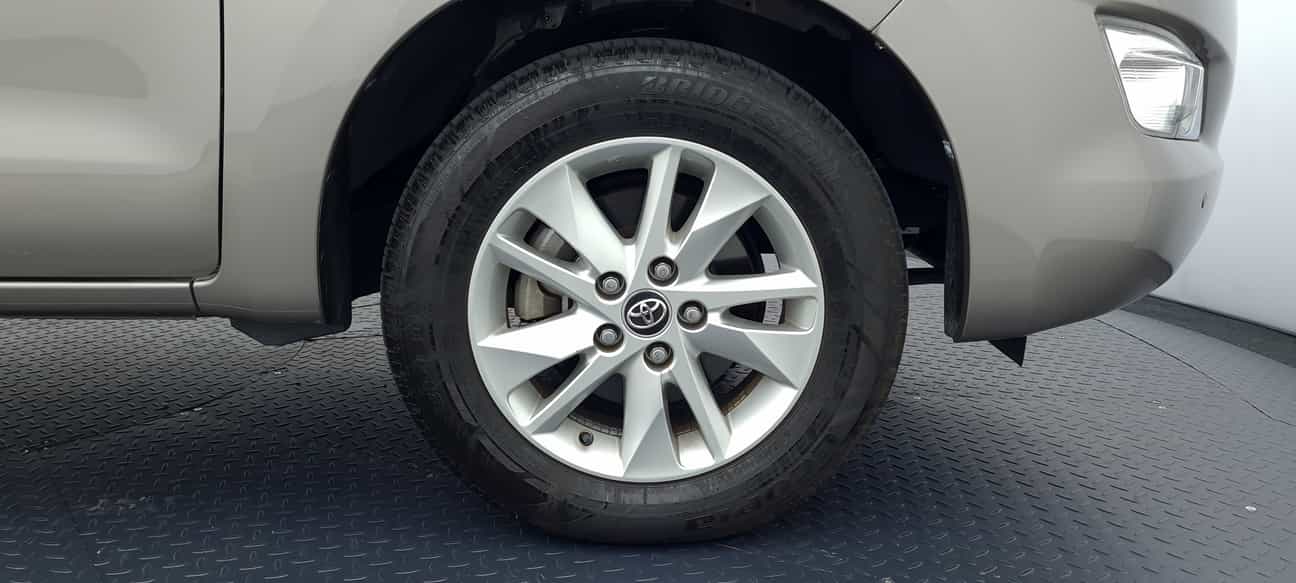 used 2018 Toyota INNOVA G 2.0