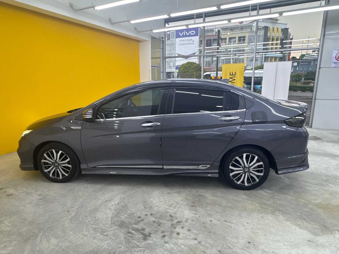 used 2018 Honda City V 1.5