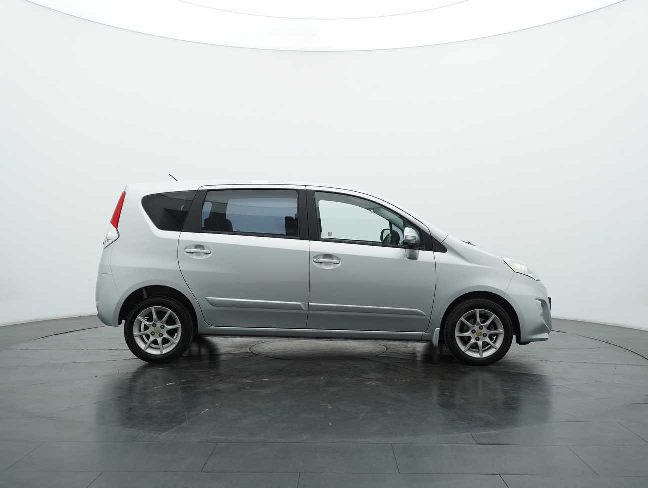 terpakai 2015 Perodua Alza EZ 1.5