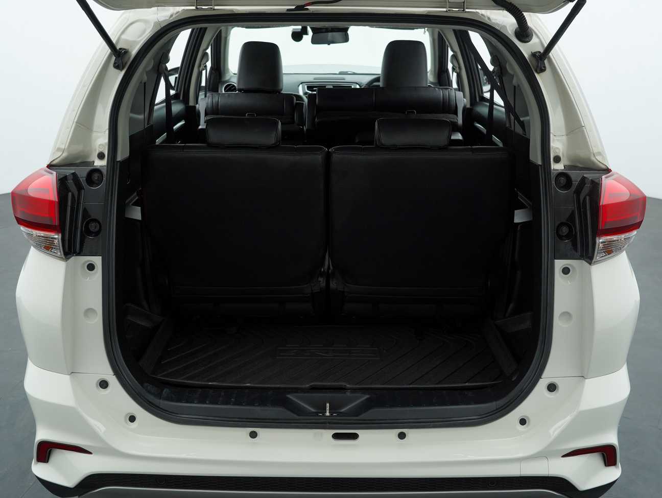 used 2021 Perodua Aruz AV 1.5