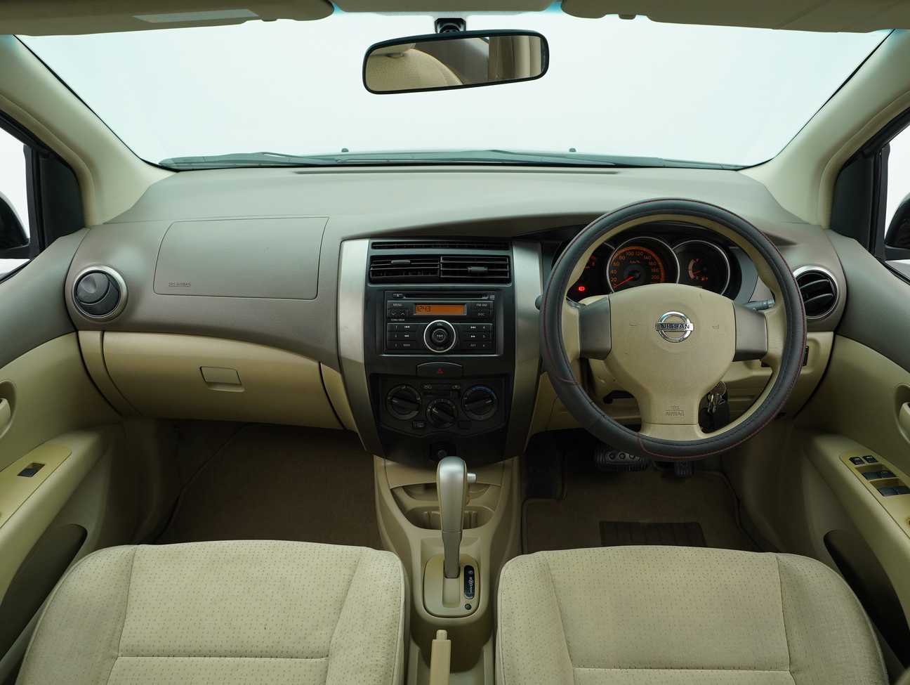 used 2010 Nissan Grand Livina Comfort 1.6