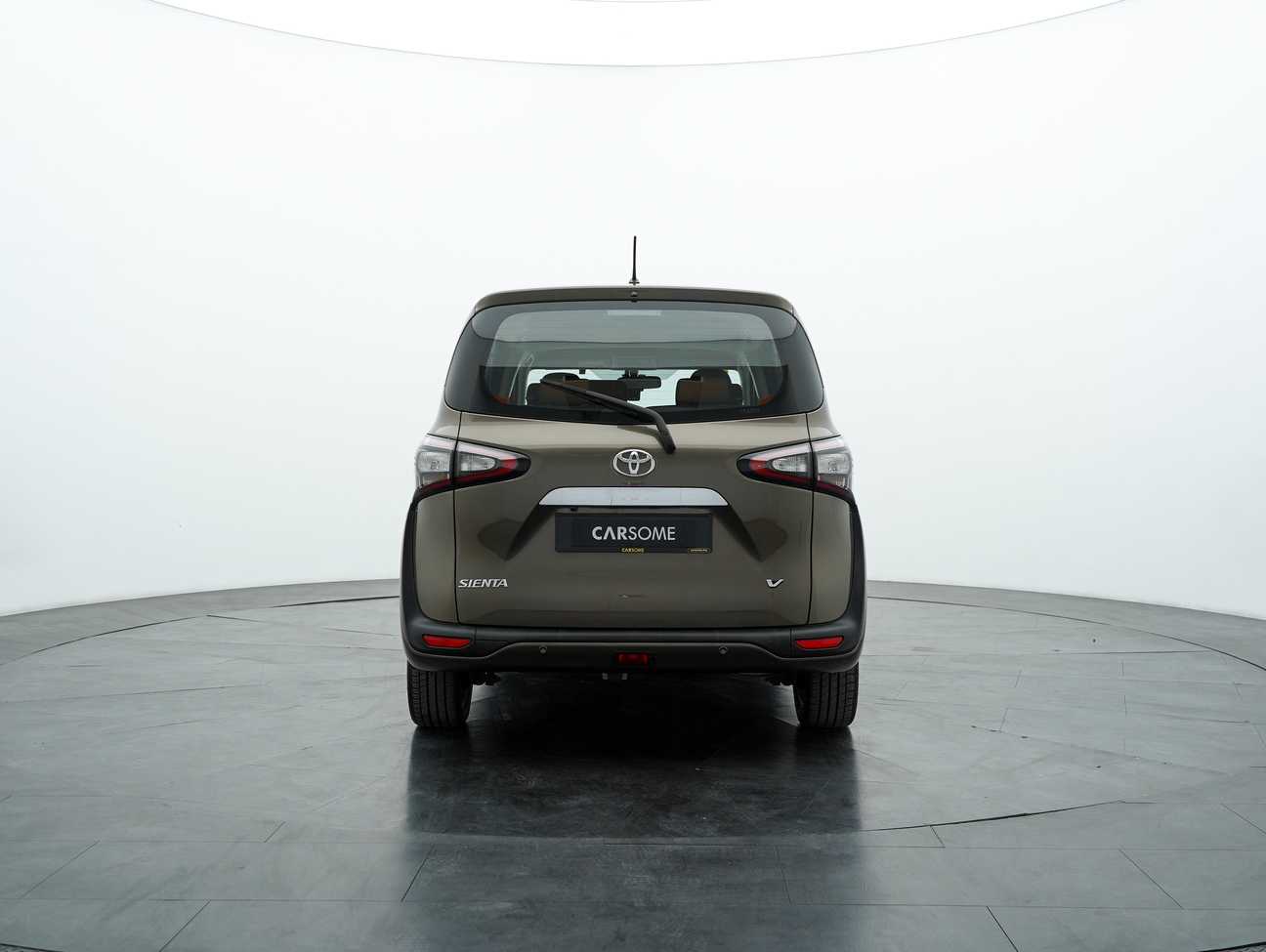 used 2016 Toyota Sienta V 1.5