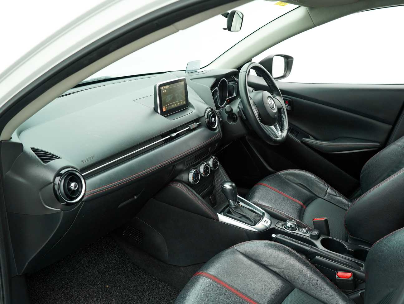 terpakai 2017 Mazda 2 SKYACTIV-G 1.5