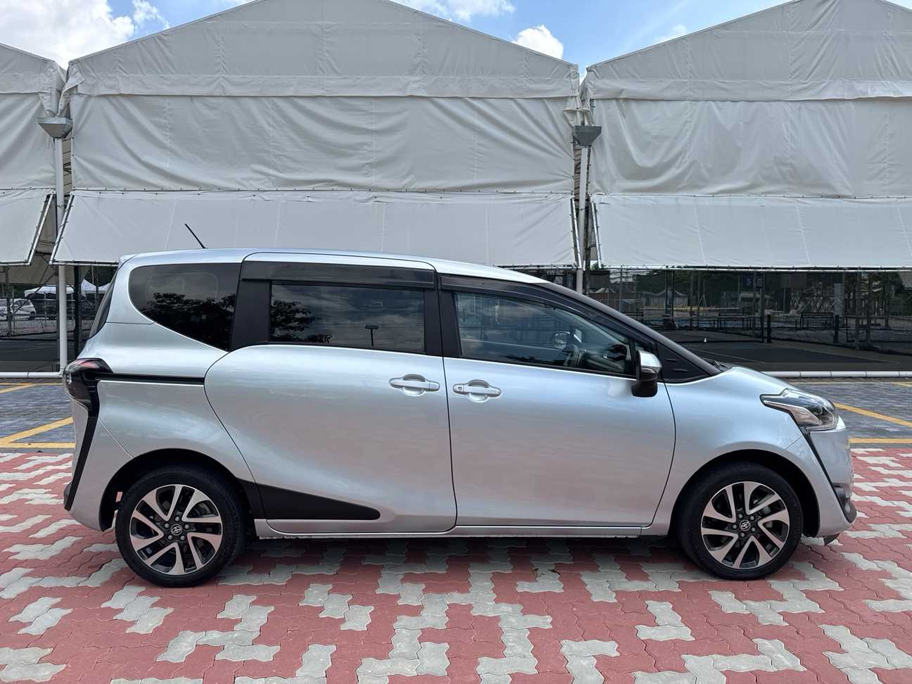 used 2018 Toyota Sienta V 1.5