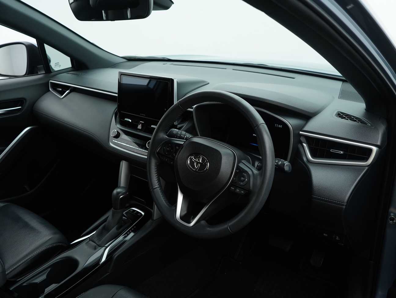 used 2024 Toyota Corolla Cross Hybrid 1.8