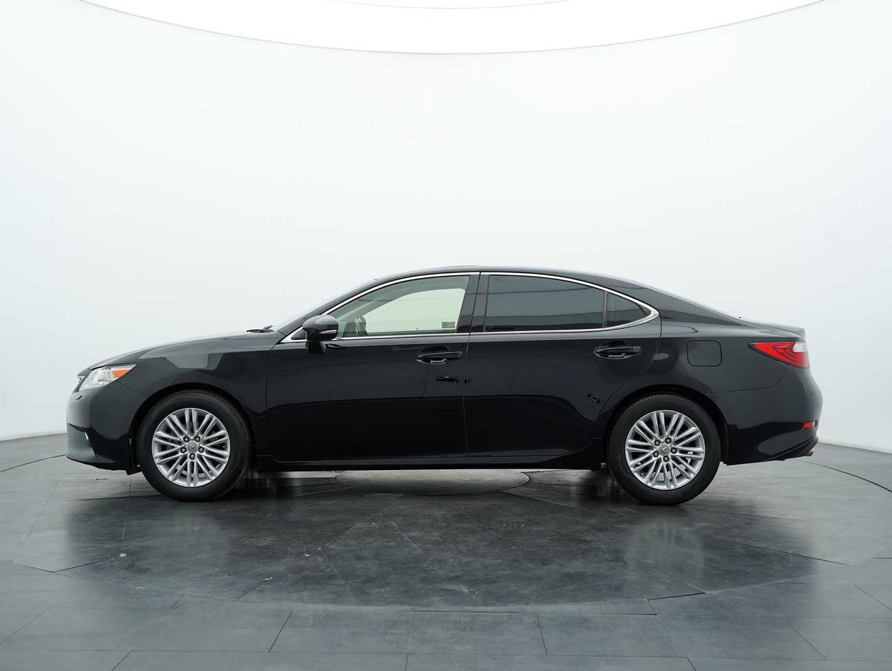 used 2015 Lexus ES 250 Luxury 2.5