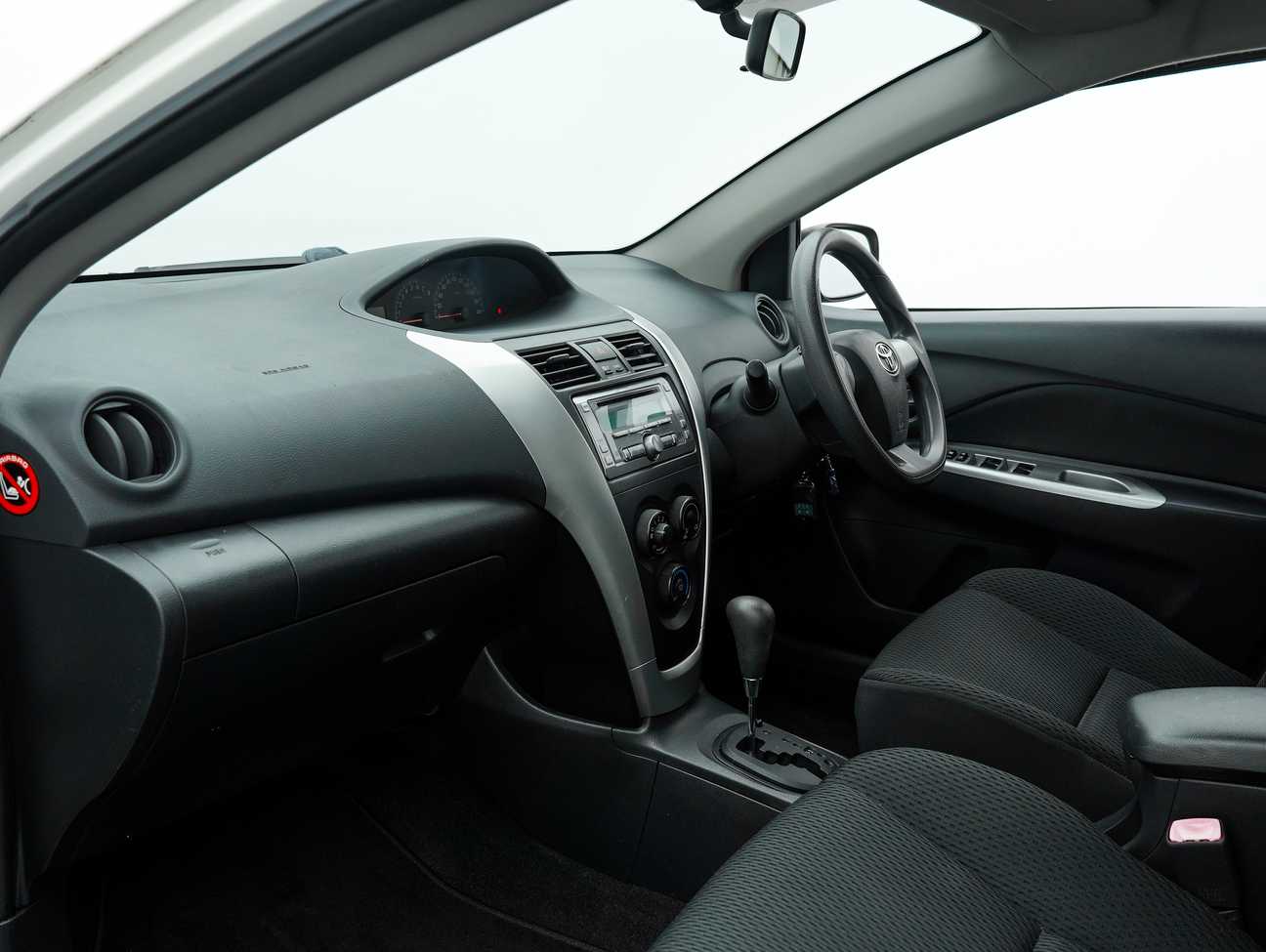 terpakai 2010 Toyota Vios E 1.5