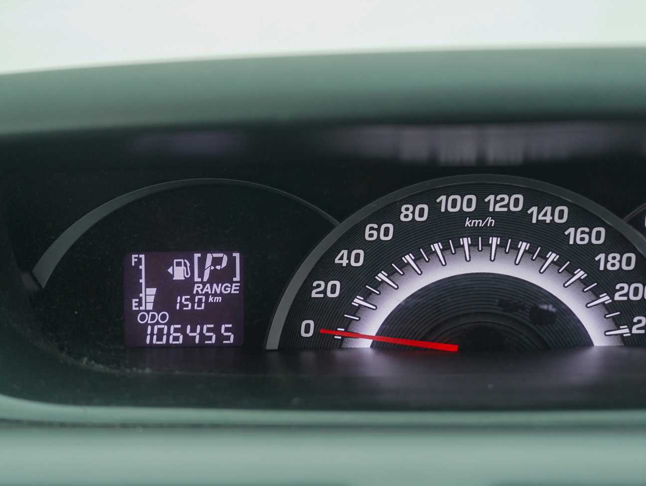 terpakai 2015 Perodua Alza Advance 1.5