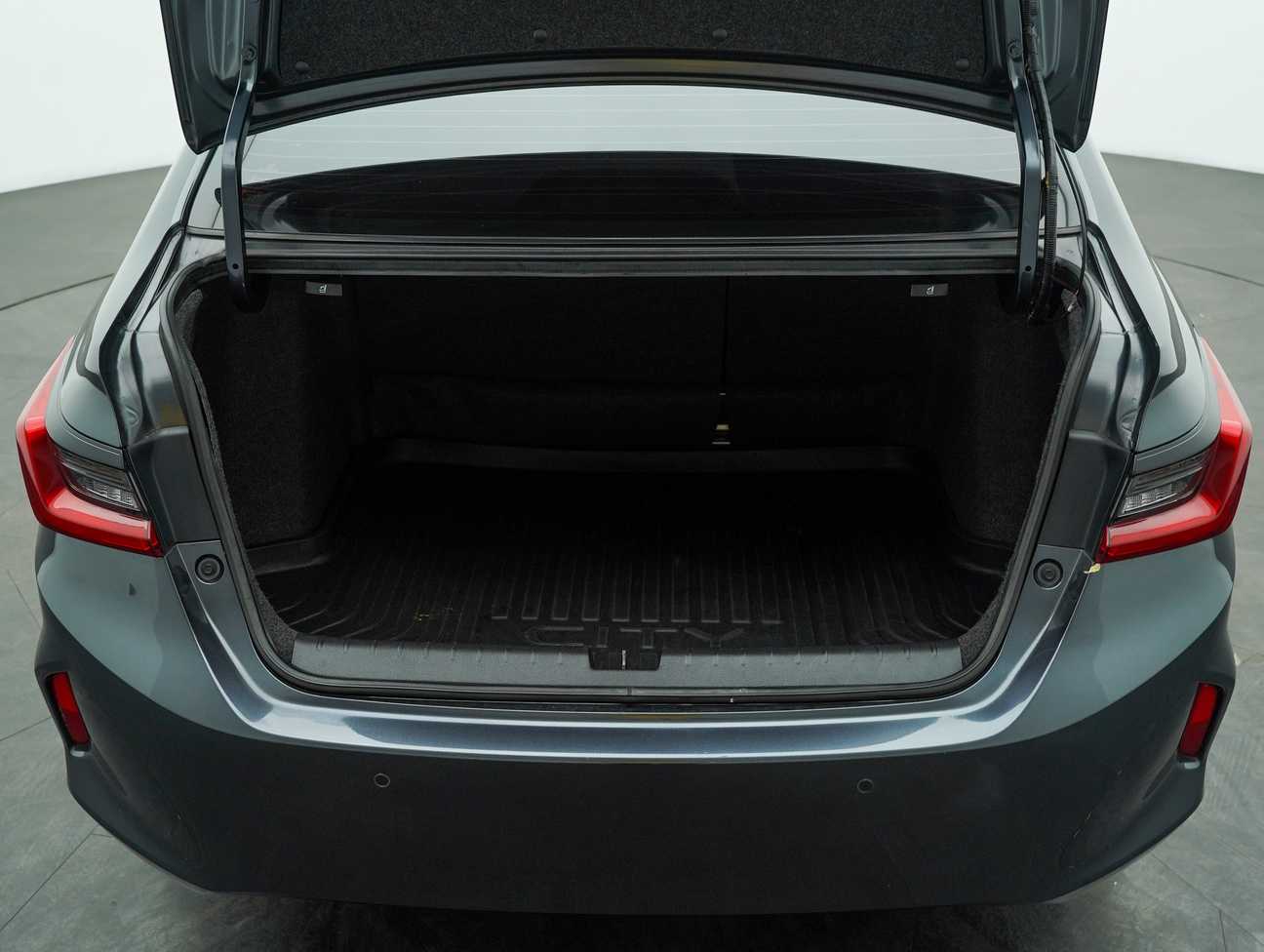 used 2022 Honda City V 1.5