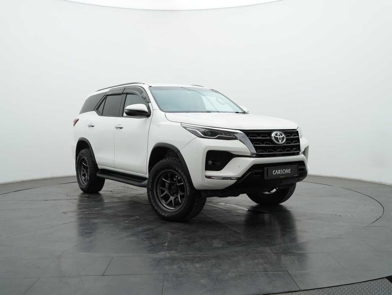 used 2022 Toyota Fortuner  2.4