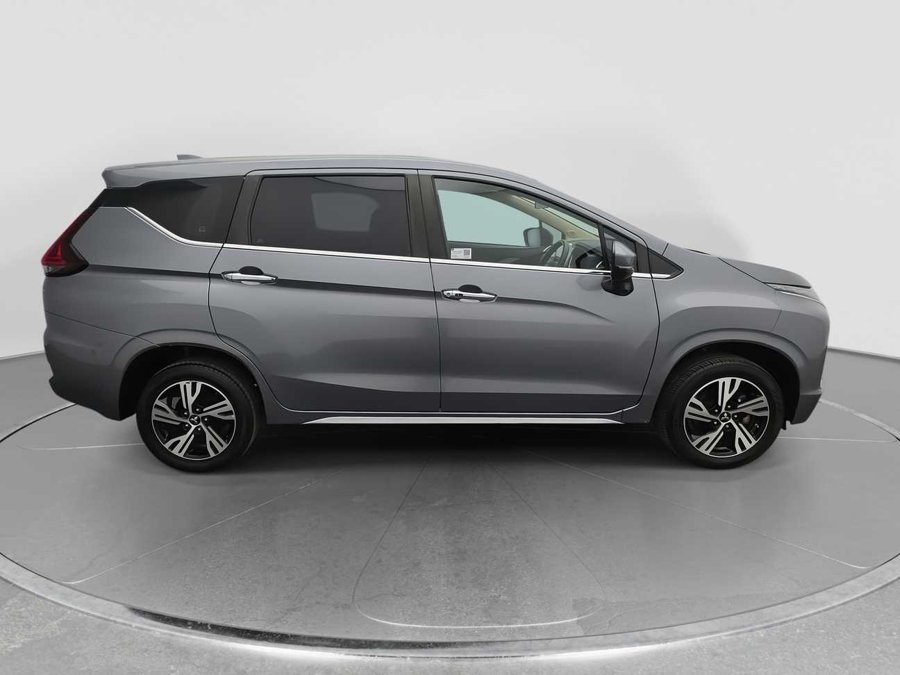 terpakai 2022 Mitsubishi Xpander  1.5