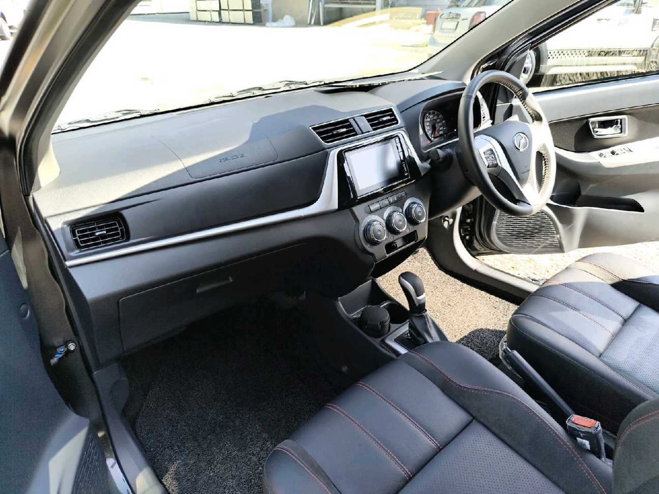 terpakai 2023 Perodua Bezza Advance 1.3
