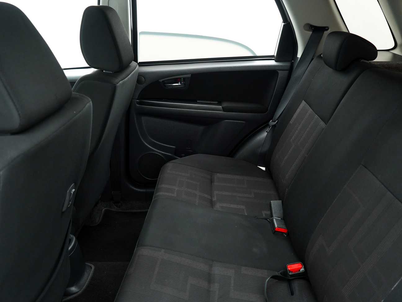 terpakai 2011 Suzuki SX4  1.6