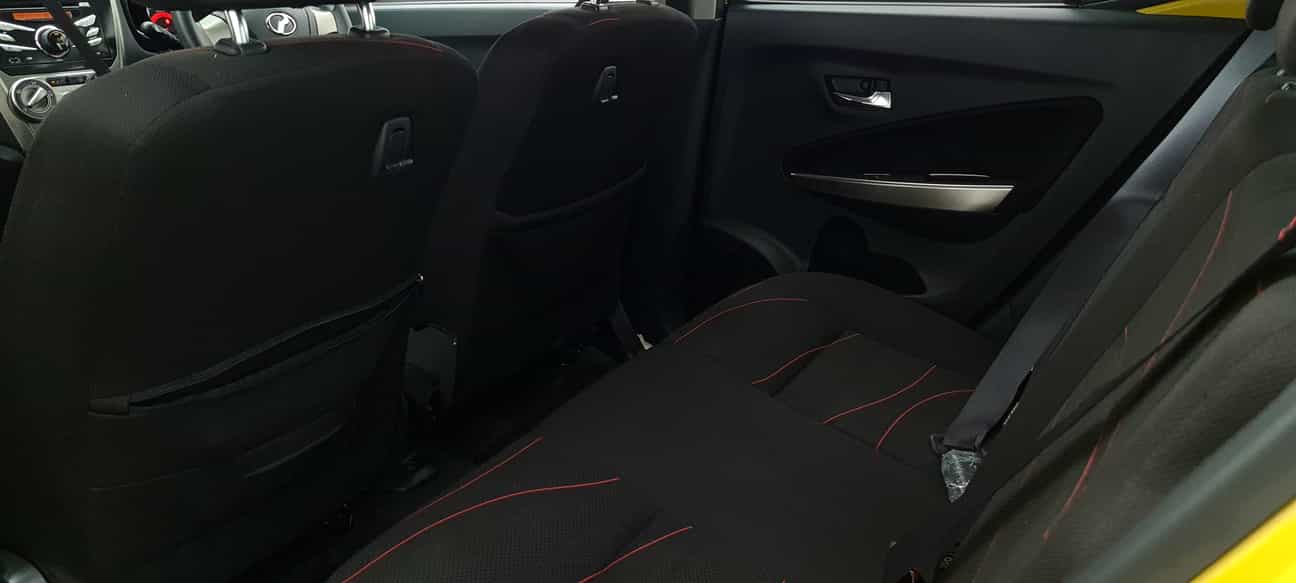 terpakai 2015 Perodua AXIA SE 1.0