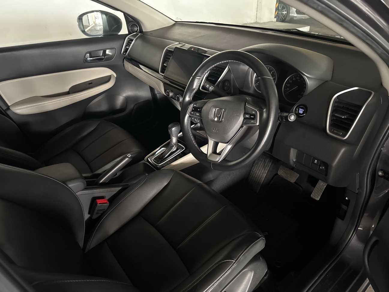 used 2022 Honda City V 1.5