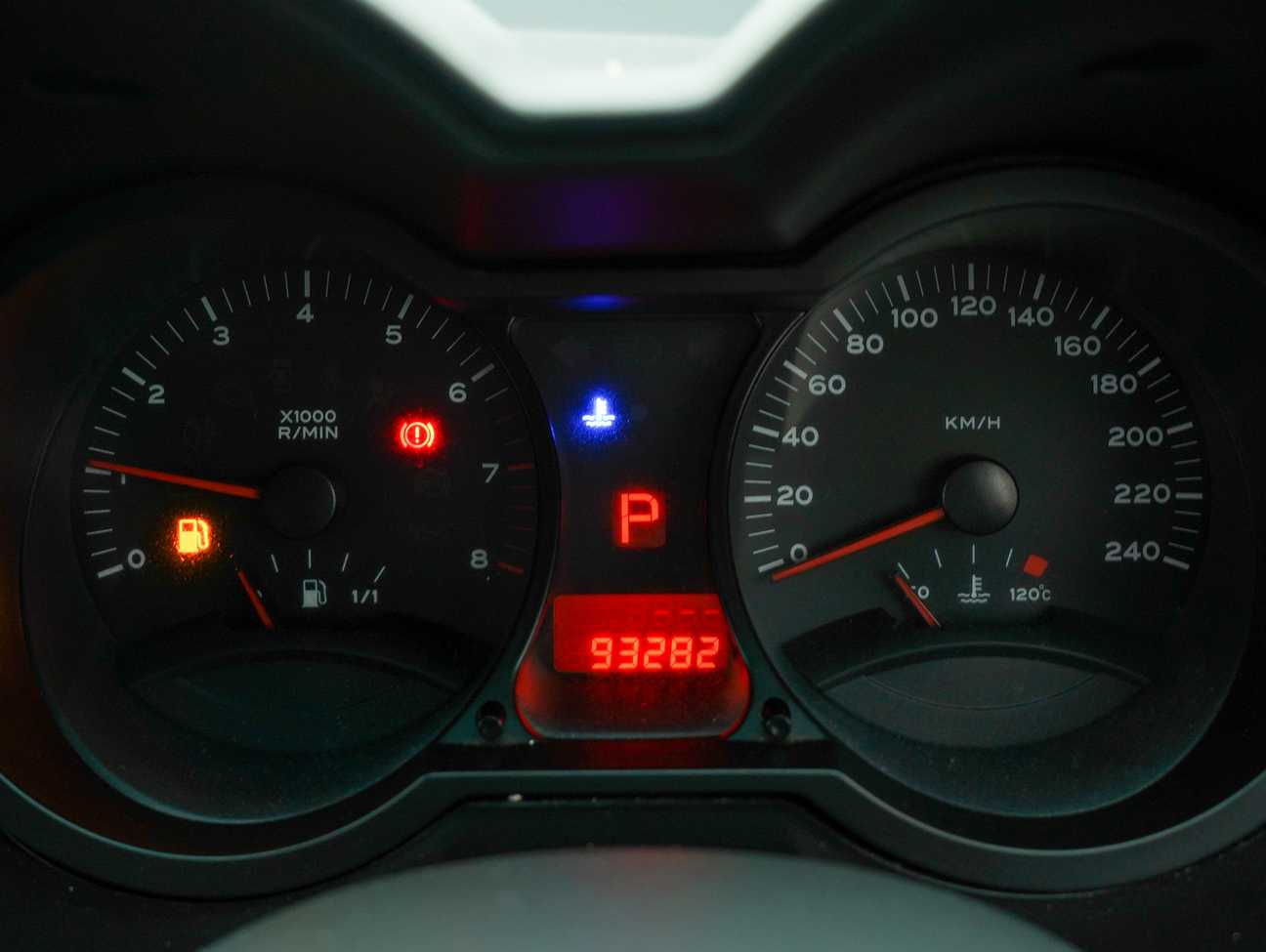 terpakai 2014 Proton Satria Neo R3 Executive 1.6