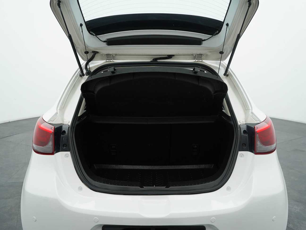 terpakai 2017 Mazda 2 SKYACTIV-G (Halogen Headlight) 1.5