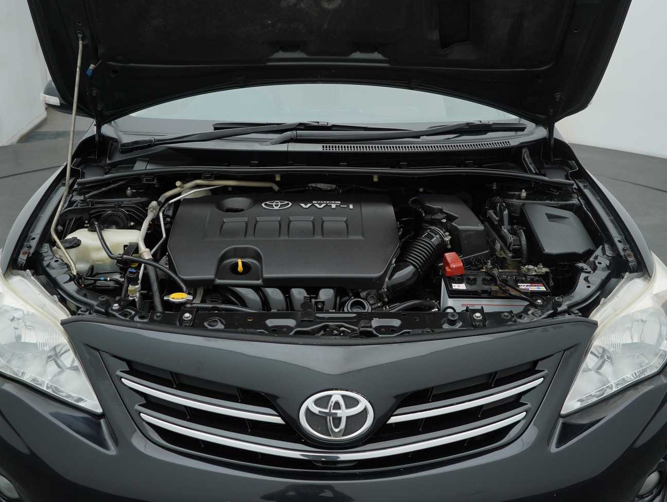 used 2012 Toyota Corolla Altis E 1.8