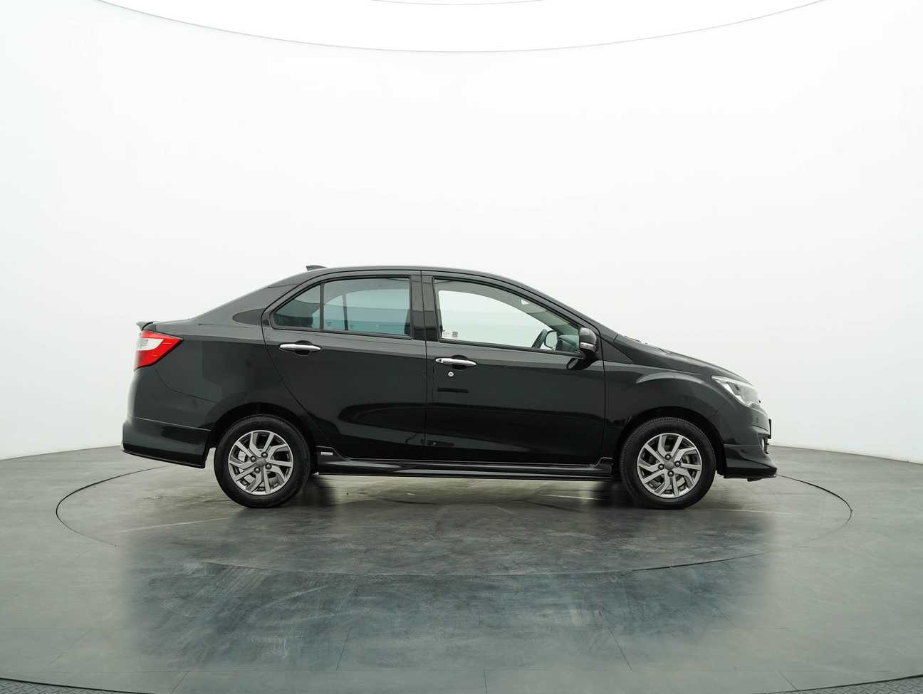 terpakai 2017 Perodua Bezza Advance 1.3