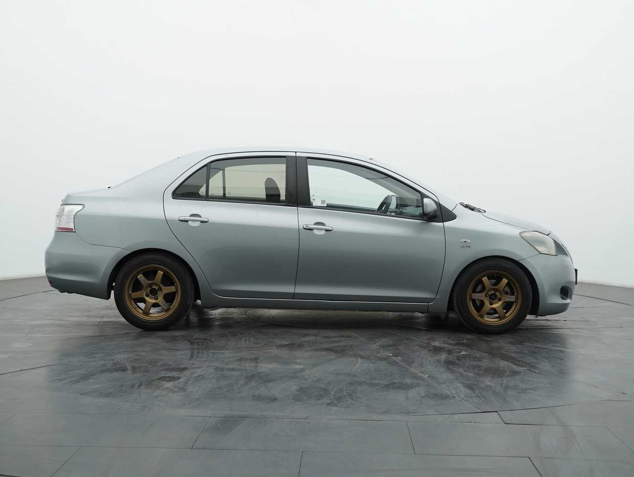 terpakai 2012 Toyota Vios J 1.5
