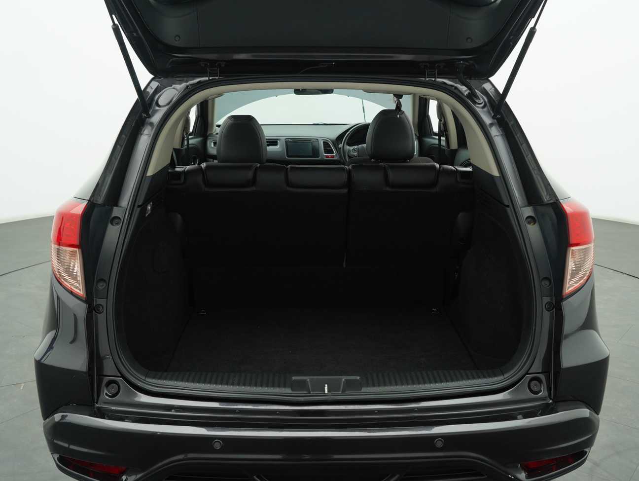 used 2015 Honda HR-V V 1.8