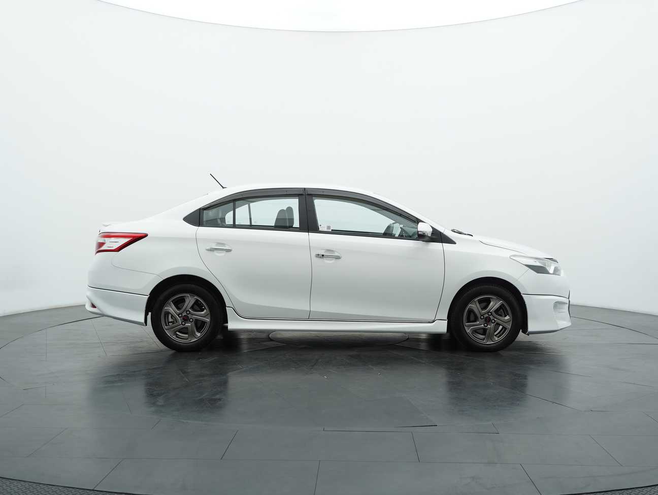 terpakai 2015 Toyota Vios TRD Sportivo 1.5