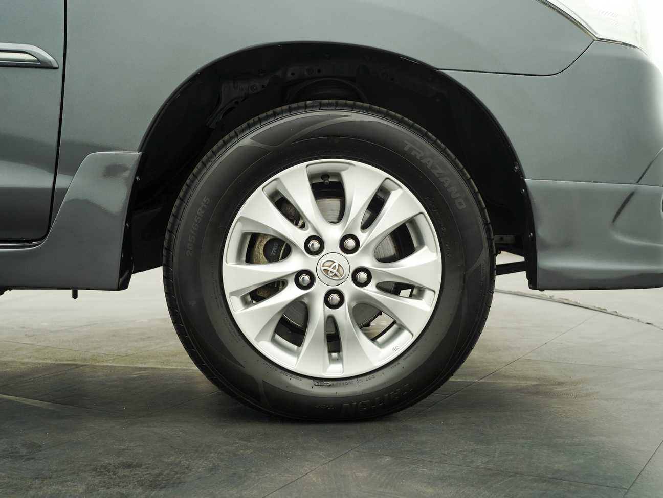 used 2015 Toyota Innova G 2.0