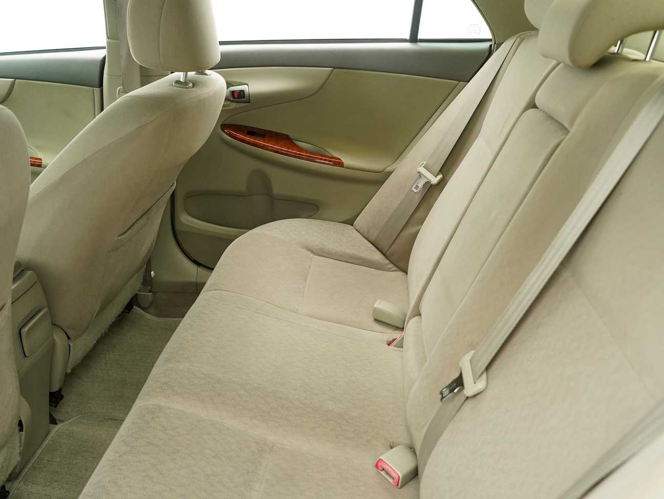 used 2010 Toyota Corolla Altis G 1.8