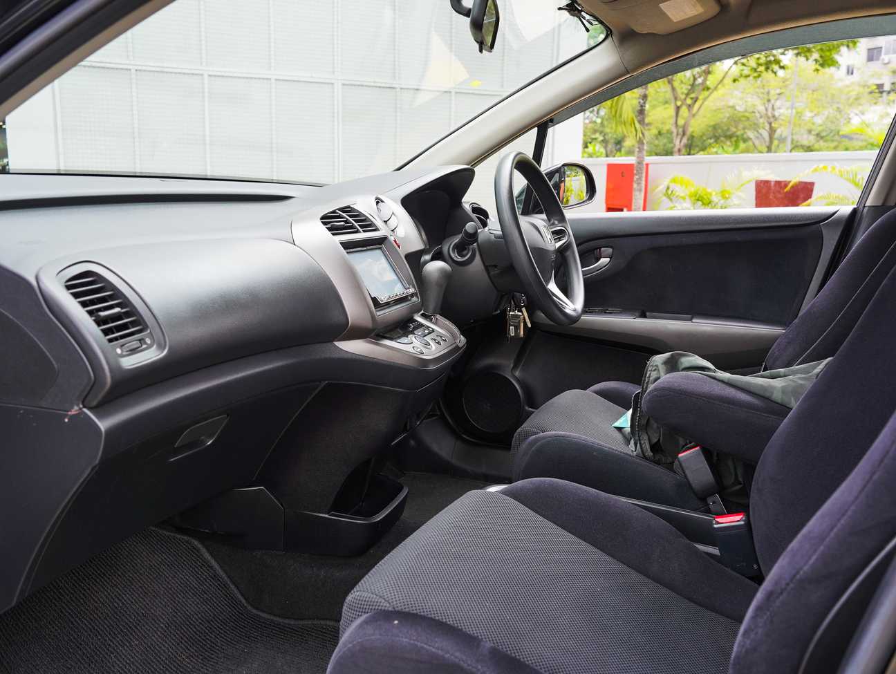 terpakai 2007 Honda Stream i-VTEC 1.8