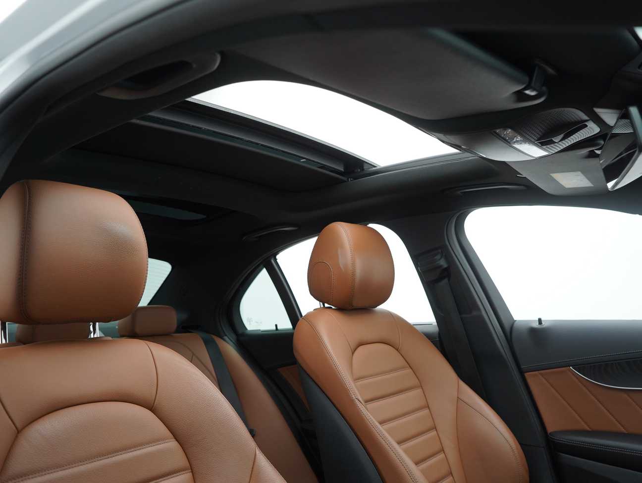 terpakai 2020 Mercedes-Benz C300 AMG Line 2.0