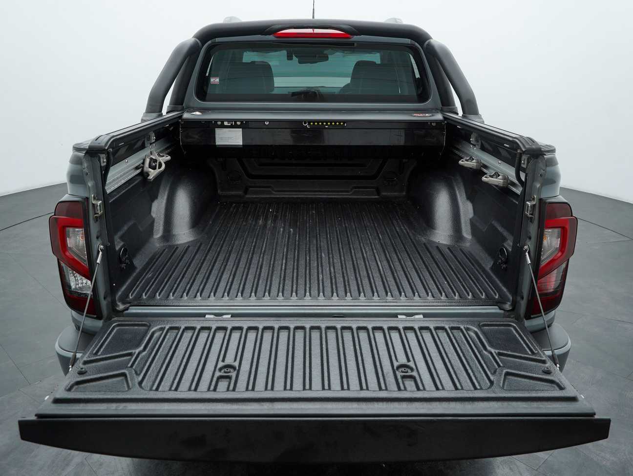 terpakai 2021 Nissan Navara PRO-4X Dual Cab 2.5