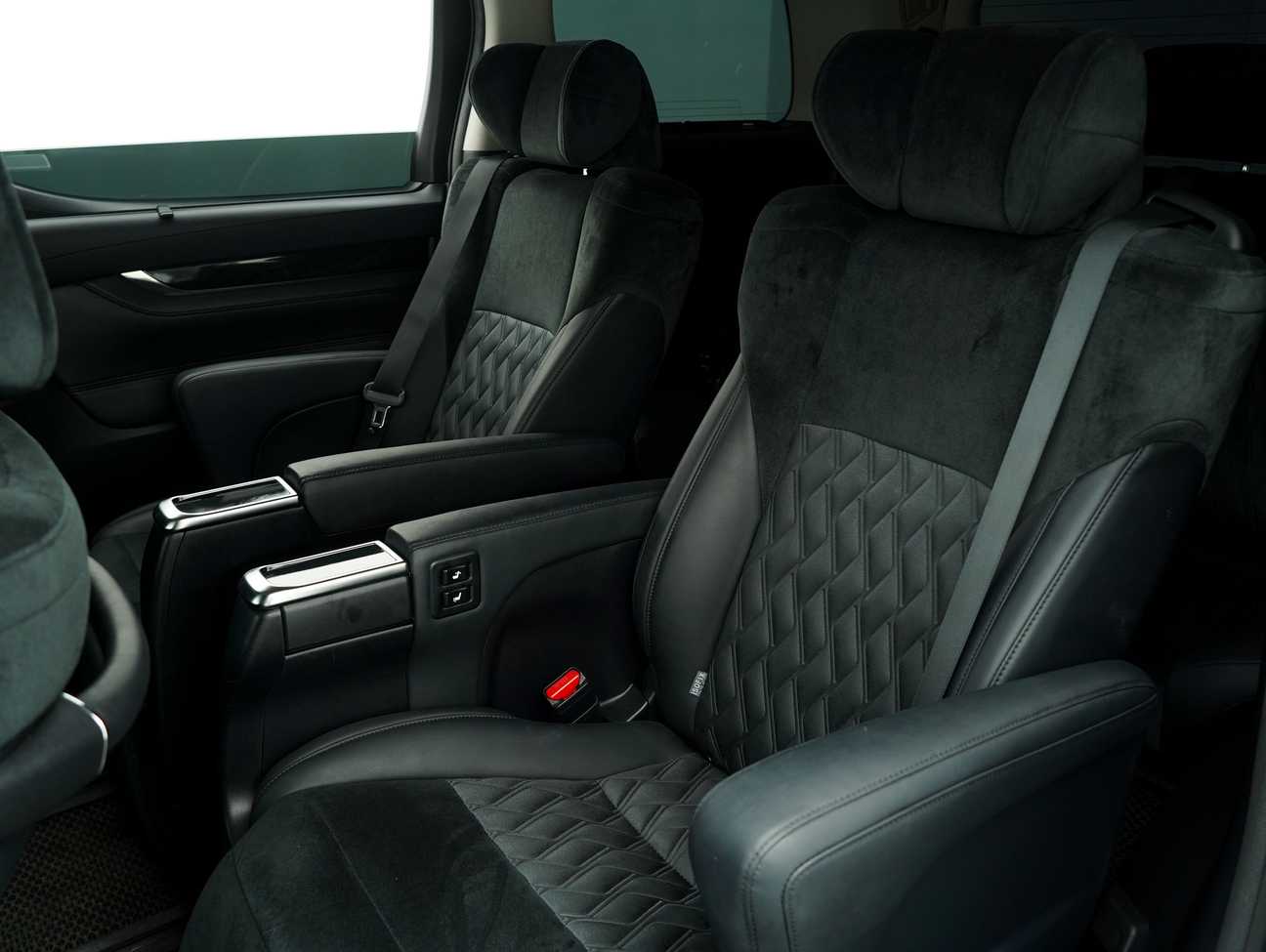 used 2017 Toyota Vellfire ZG 2.5