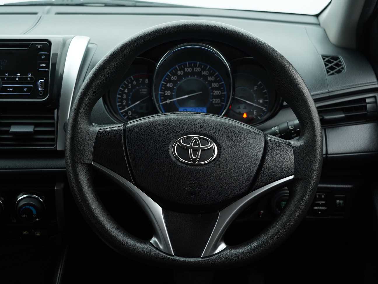 used 2016 Toyota Vios J 1.5