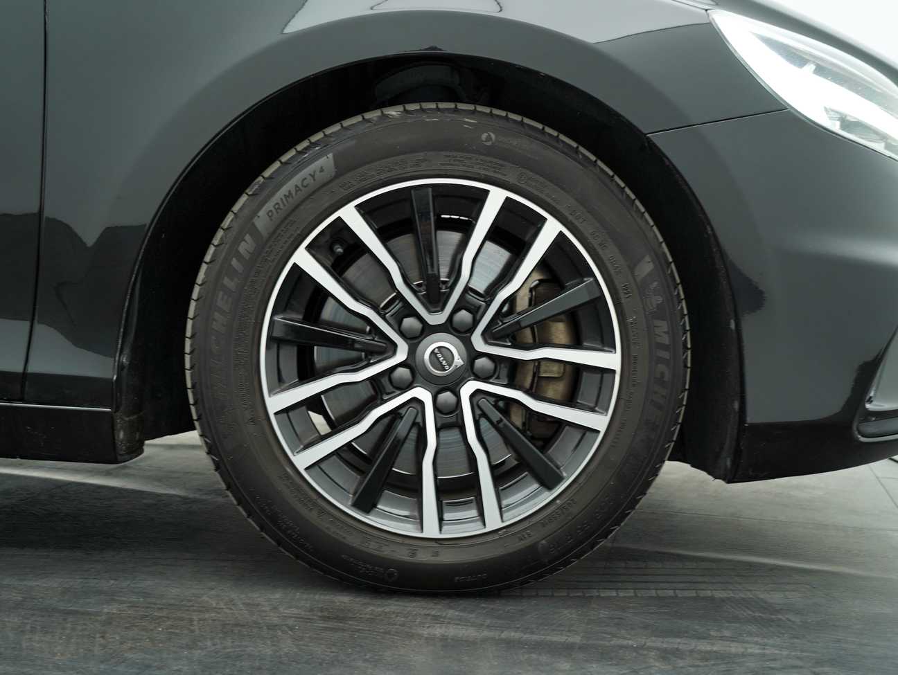 used 2018 Volvo V40 T4 2.0