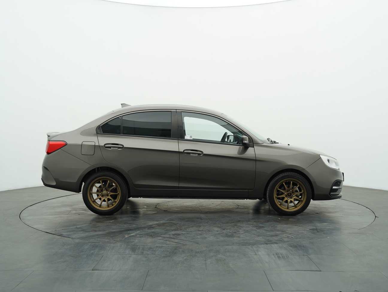 terpakai 2023 Proton Saga Premium 1.3
