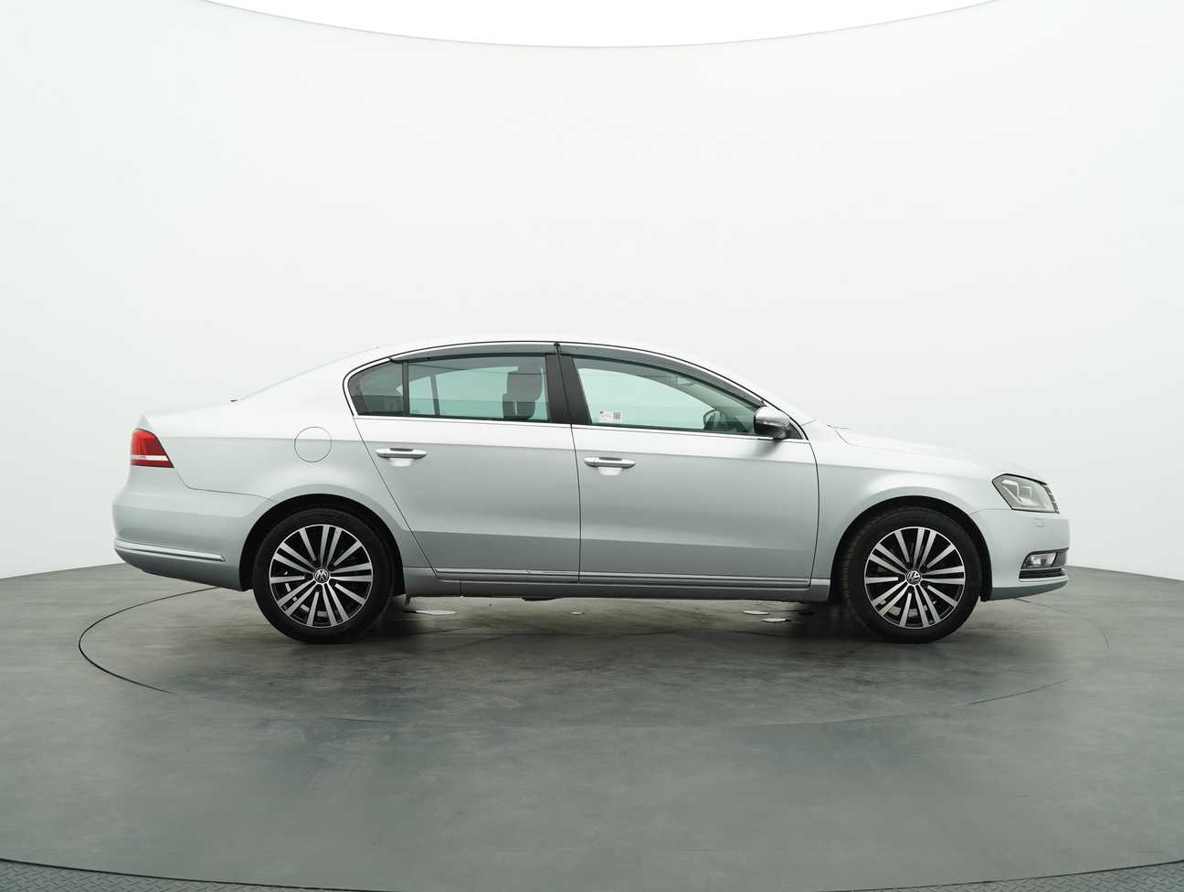 used 2013 Volkswagen PASSAT TSI 1.8