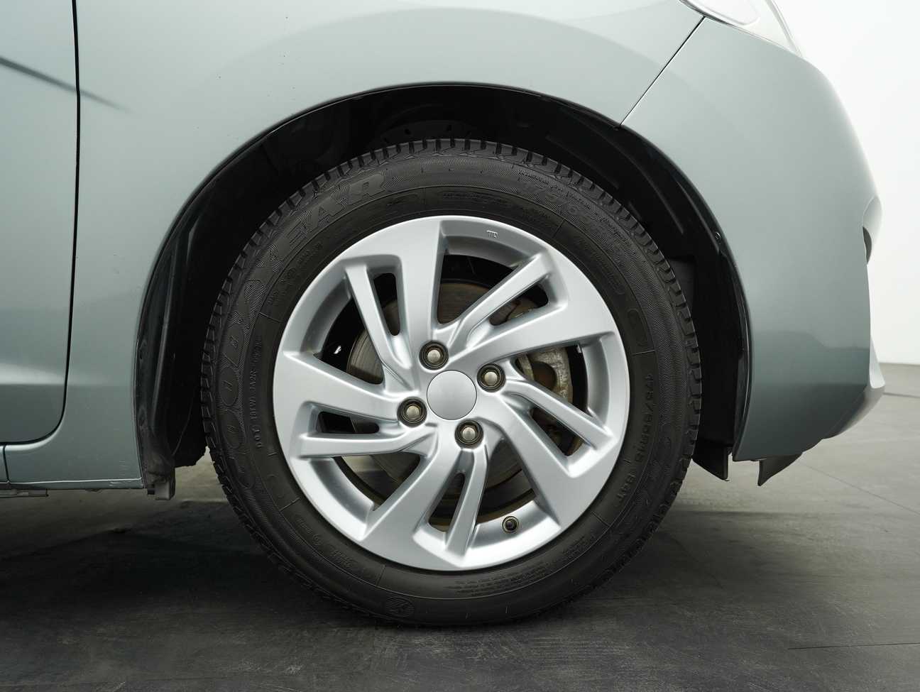 used 2014 Honda Jazz E 1.5