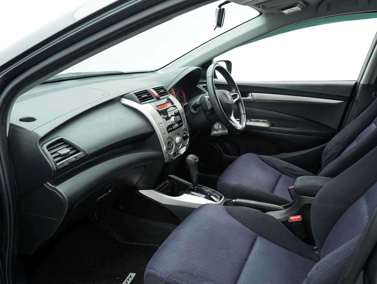 used 2011 Honda City E 1.5