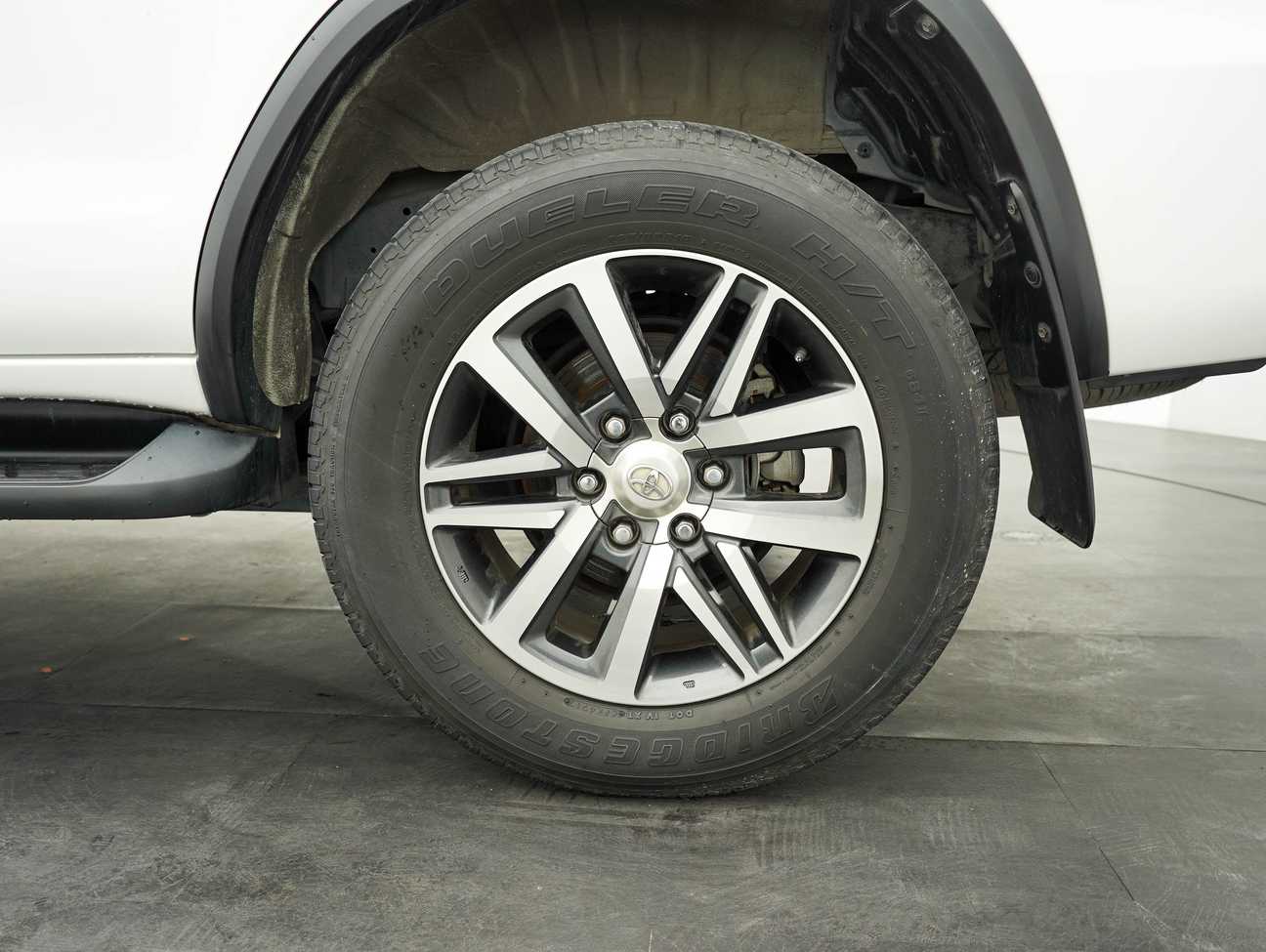 used 2018 Toyota FORTUNER 4X4 2.7