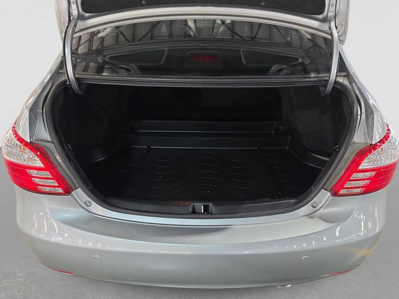terpakai 2011 Toyota Vios E 1.5