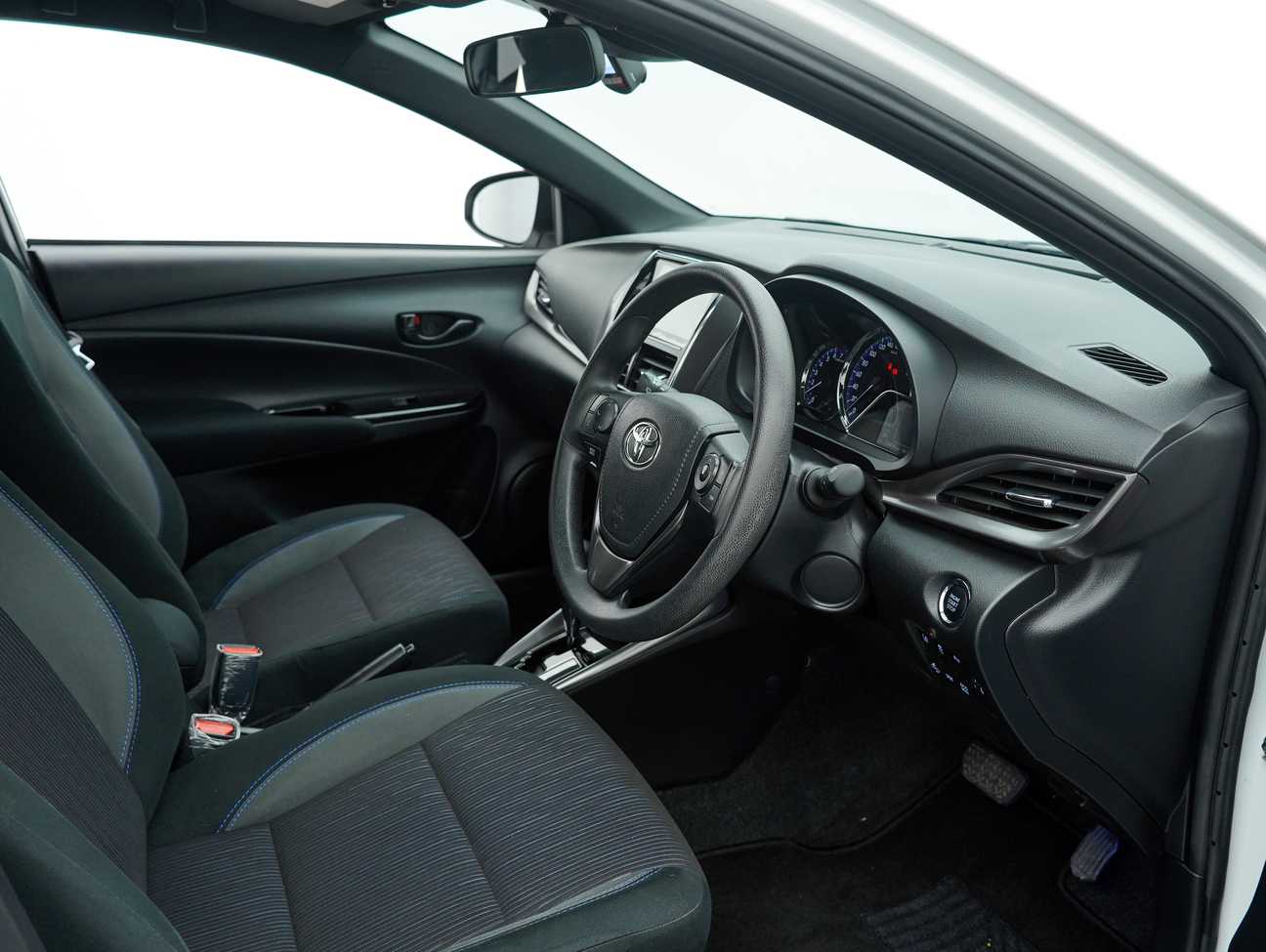 terpakai 2021 Toyota Yaris E 1.5