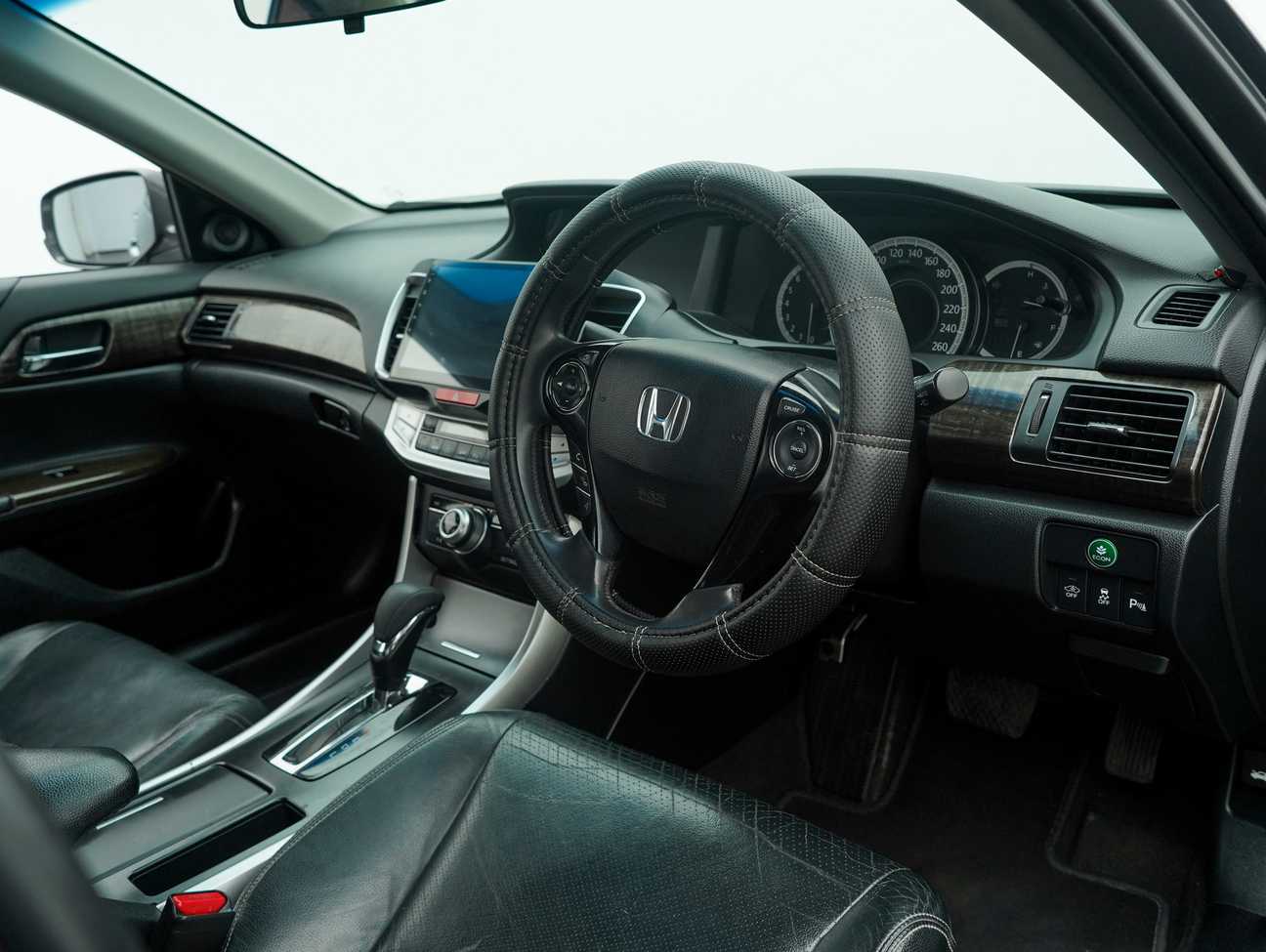used 2014 Honda Accord VTi-L 2.0