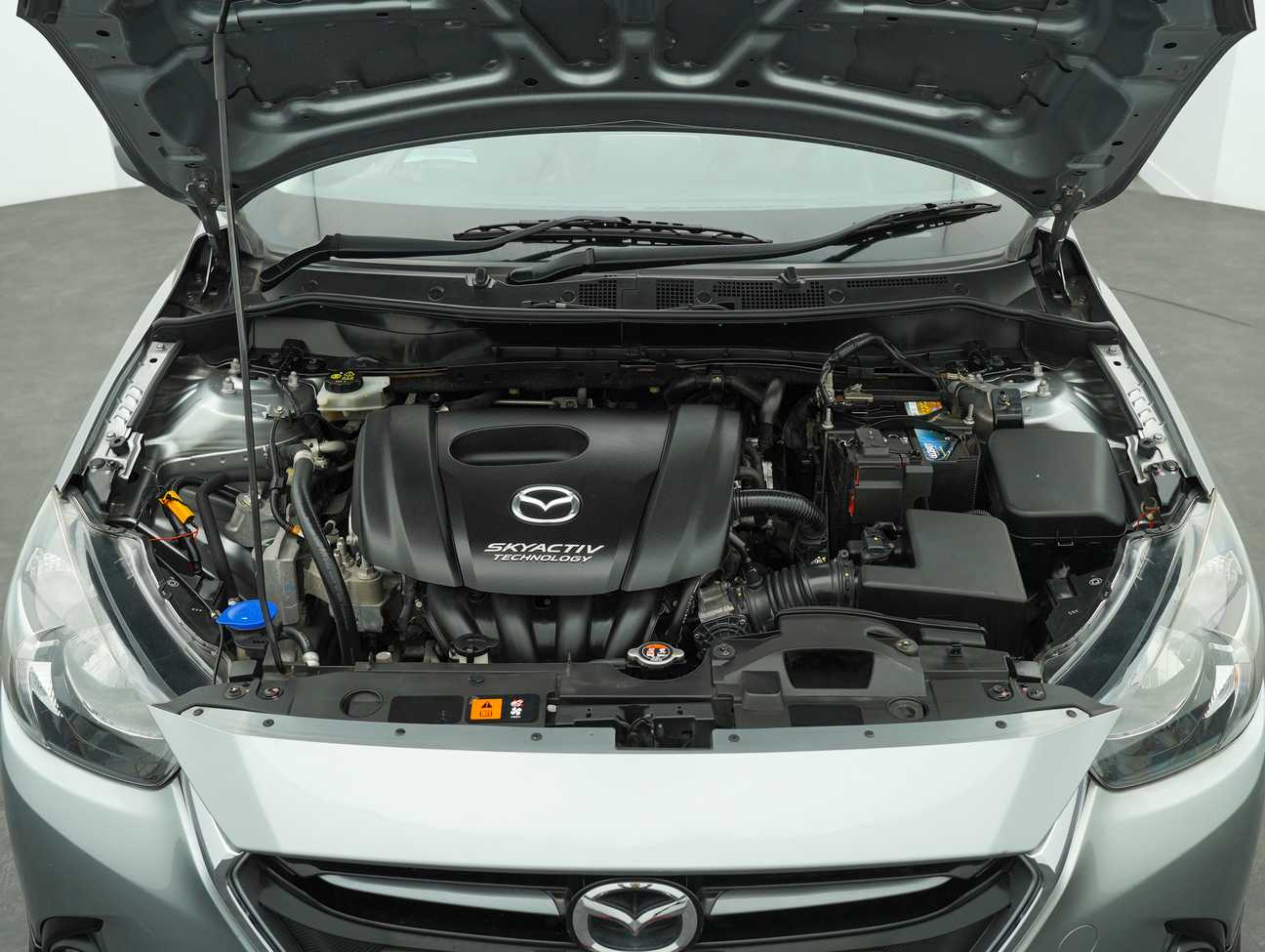 terpakai 2015 Mazda 2 SKYACTIV-G 1.5