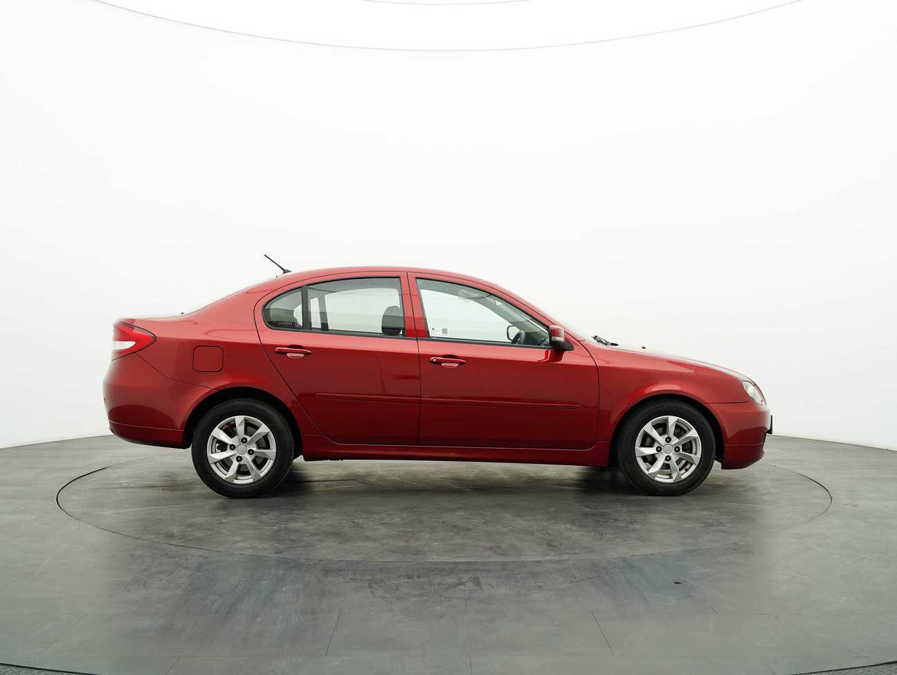 used 2014 Proton Persona SV 1.6