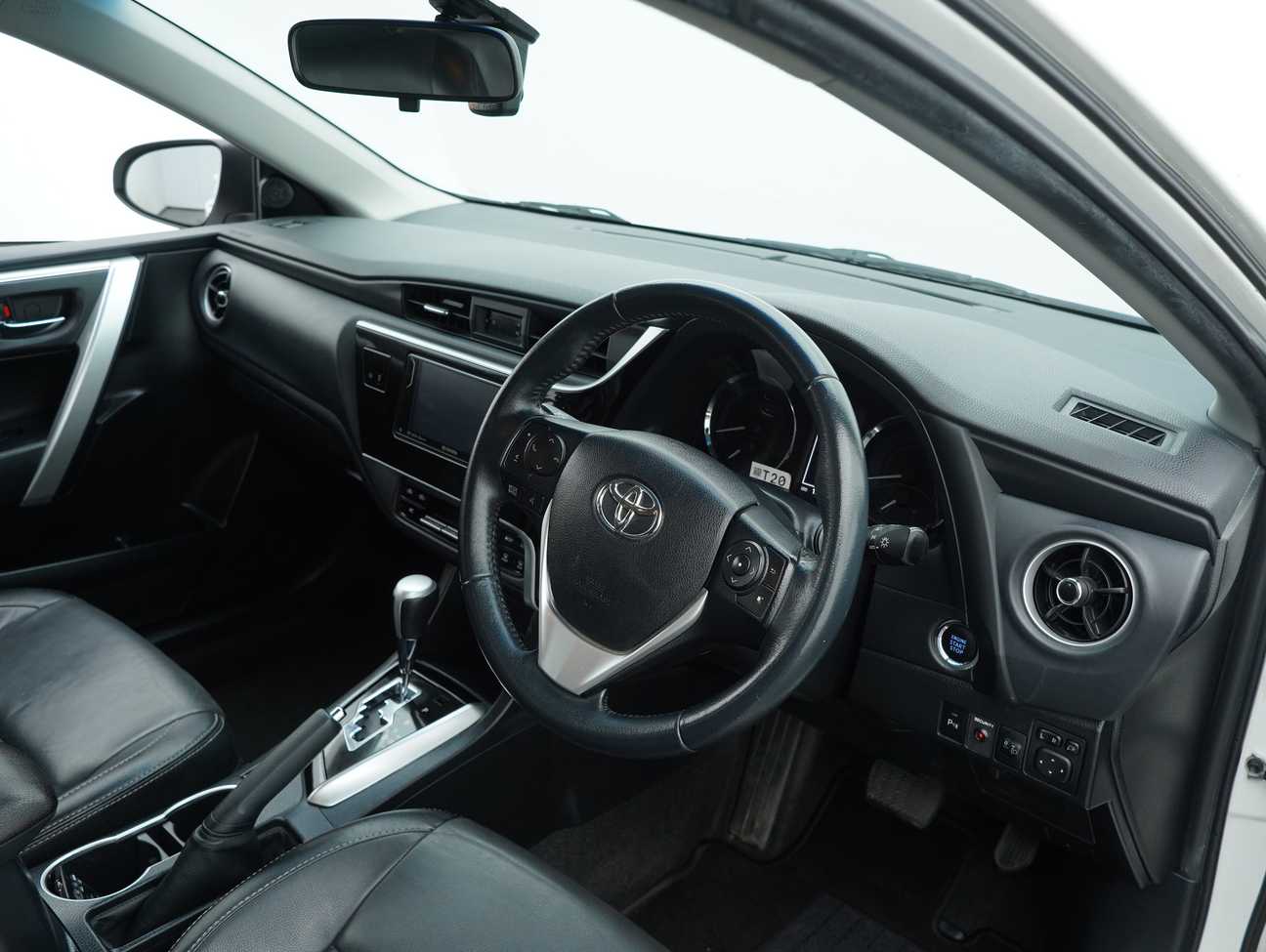 used 2018 Toyota Corolla Altis G 1.8