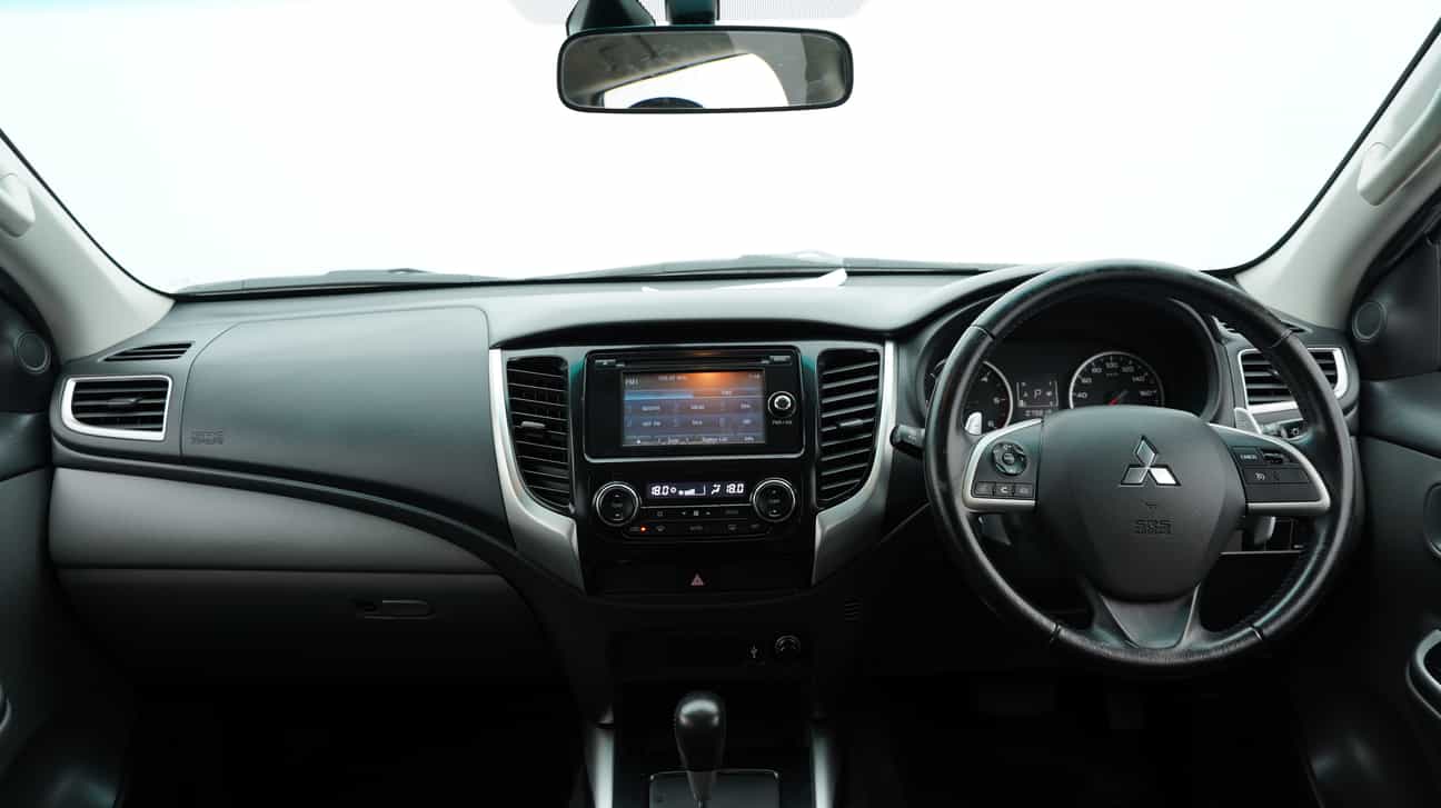 used 2015 Mitsubishi TRITON VGT HS 4WD DC 2.5