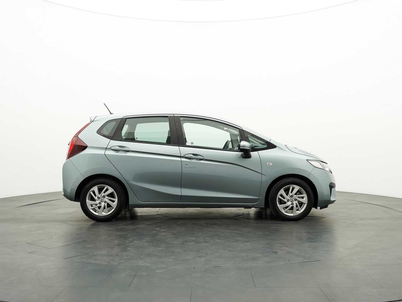 used 2016 Honda Jazz E 1.5